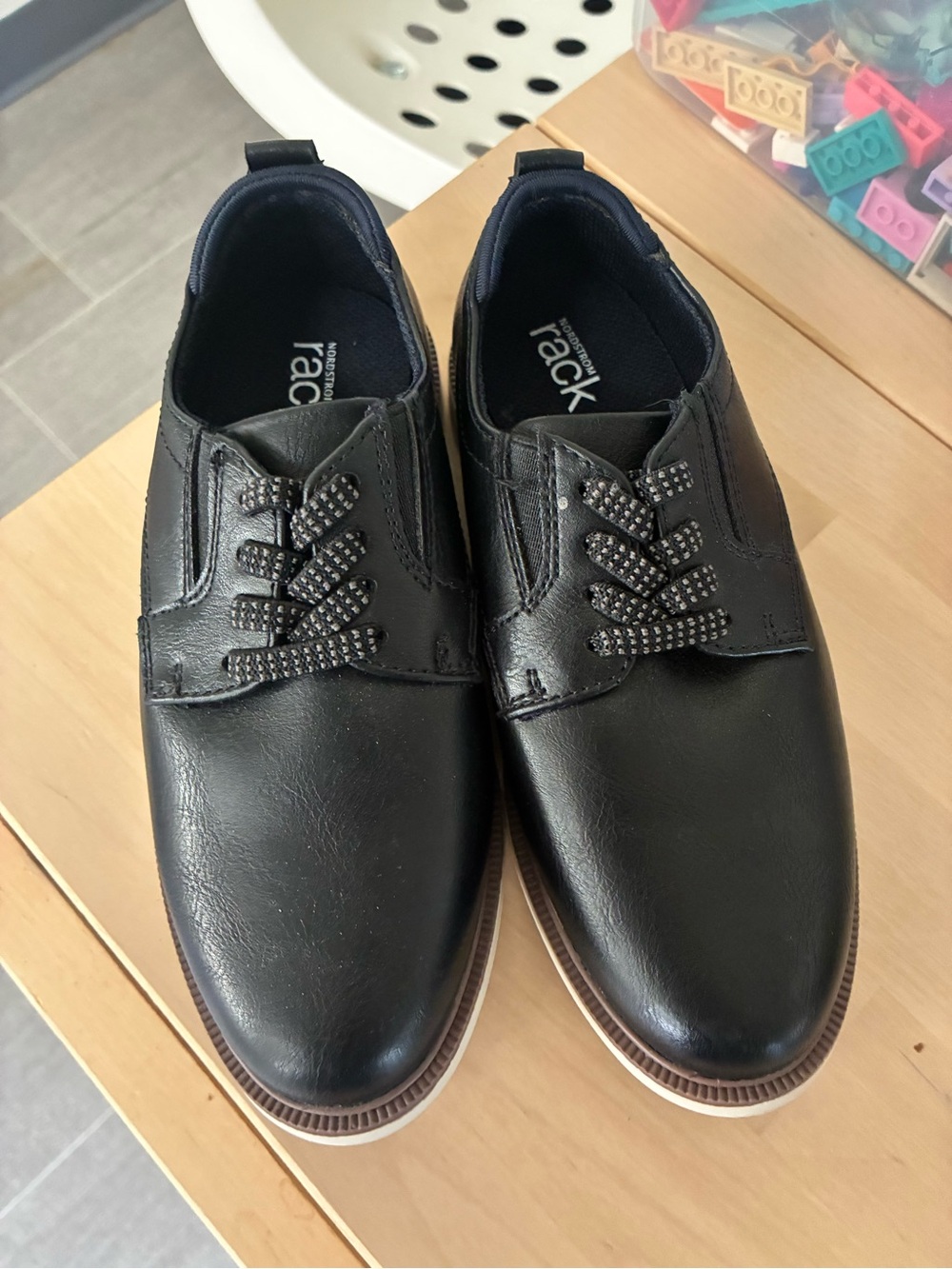 Lace-Up Oxford Style Shoes